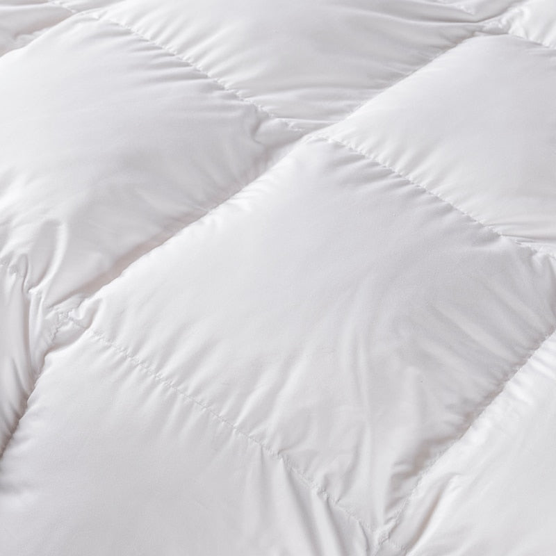 Luxury Bedding Comforter Duvet