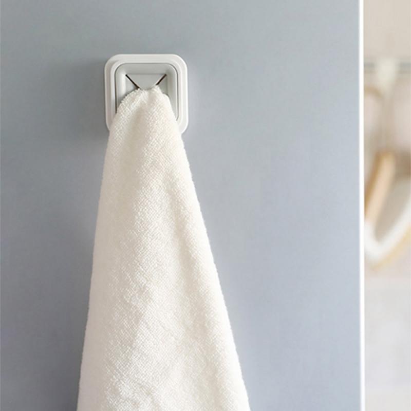 Towel Plug Holder Clip